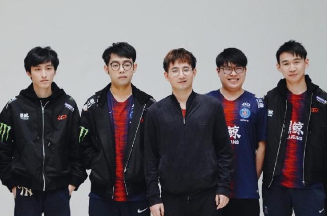 格納布裏的 格納布裏的