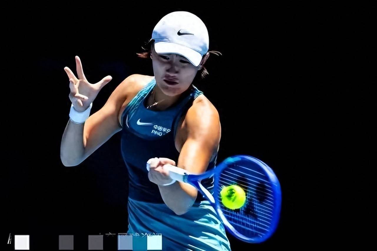 记者：水晶宫与热刺就埃泽的转会费达成一致