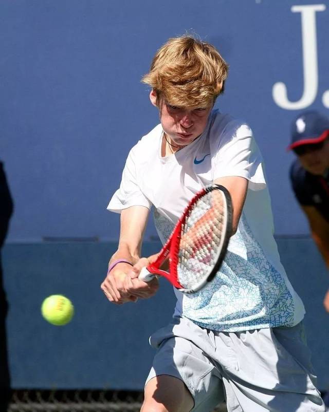 出色表现 出色表现