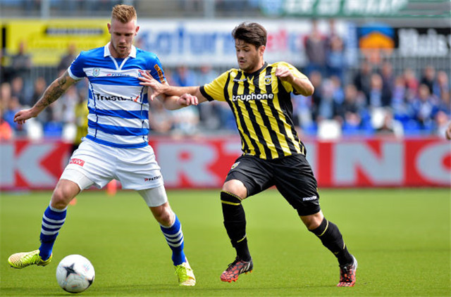 对英超激烈 对英超激烈