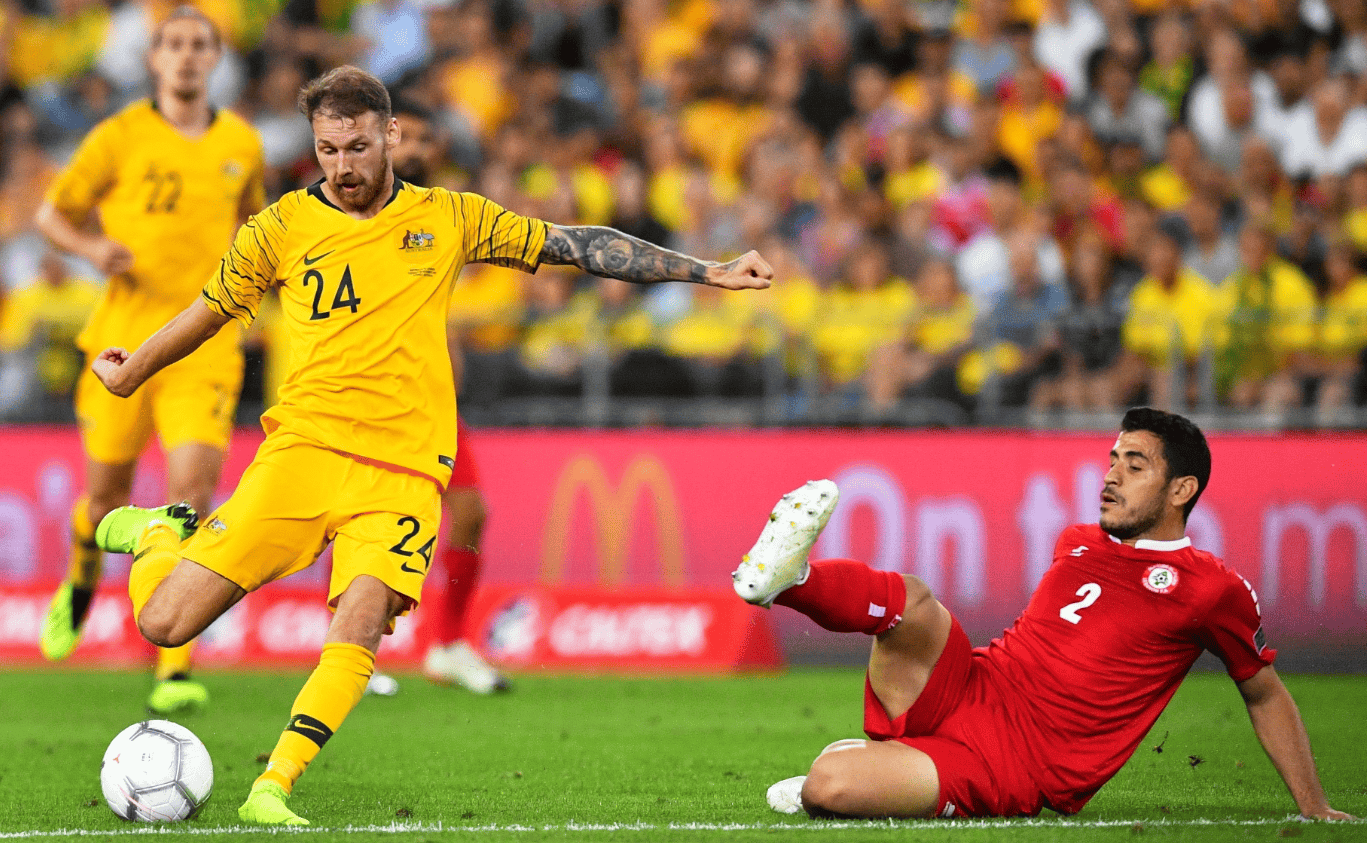 点球大战制胜！欧冠：巴黎总分5-2淘汰利物浦进8强 多纳鲁马2扑点