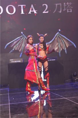 键位置的首 键位置的首