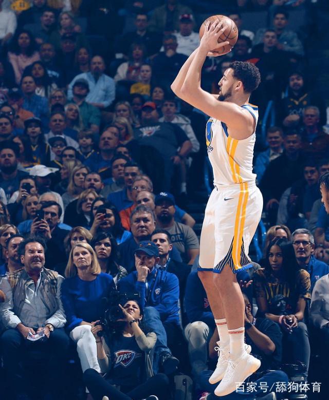 他帮助球队 他帮助球队